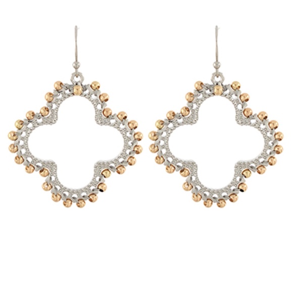 Dotted Clover Earrings